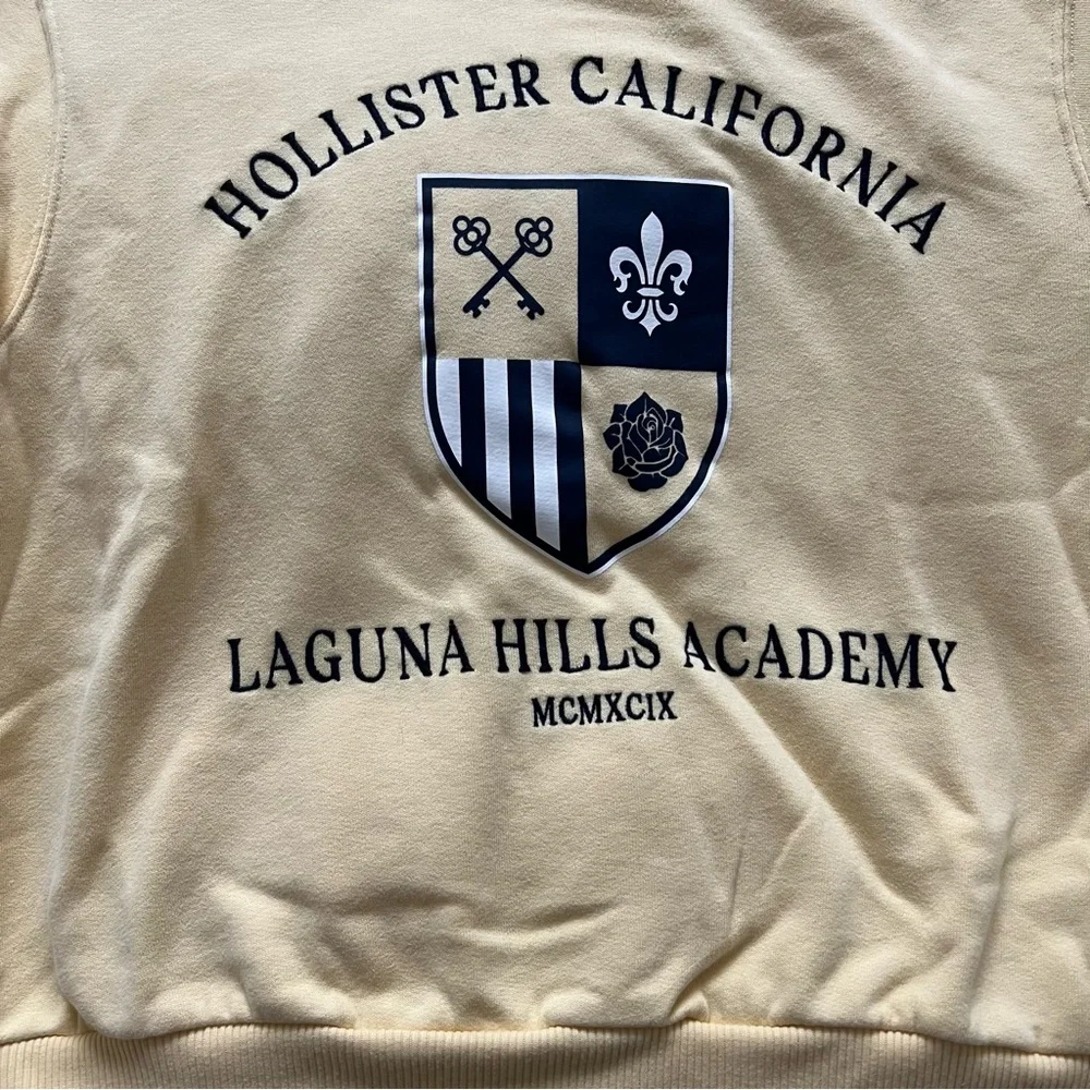 Yellow Preppy Hollister Sweatshirt - Picture 4 of 6